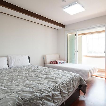 白色梦幻度假屋 济州市 外观 照片